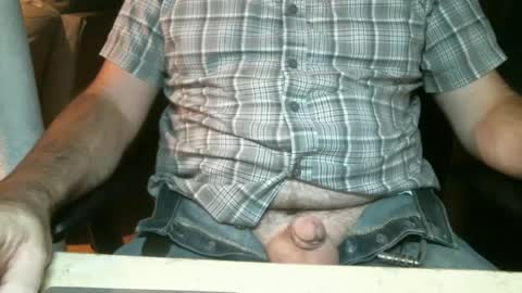 Snapshot of wellandwelland chatting on September 8, 2025, 3:11 pm wellandwelland online show from September 8, 2025, 3:11 pm