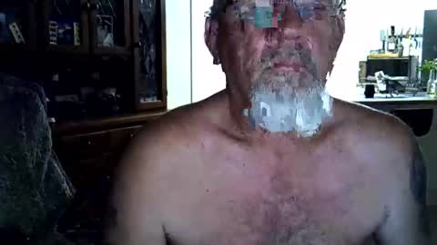 Wellhelloo online show from February 12, 2026, 6:58 pm