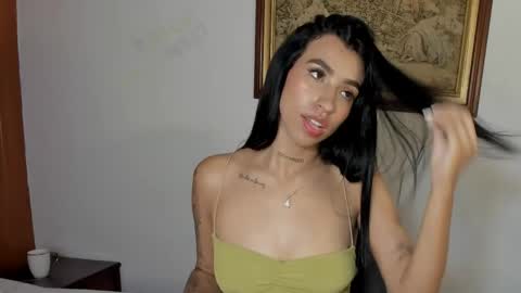 Wendy Marshall  online show from April 18, 2026, 7:58 pm