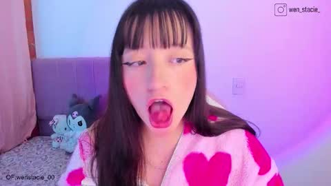 Wenstacie INDEPENDENT MODEL online show from November 6, 2025, 2:45 am