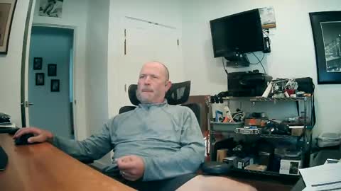 Snapshot of weseeyouwatching chatting on September 19, 2025, 6:41 pm weseeyouwatching online show from September 19, 2025, 6:41 pm