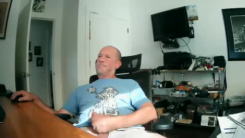 Snapshot of weseeyouwatching chatting on September 23, 2025, 10:35 pm weseeyouwatching online show from September 23, 2025, 10:35 pm