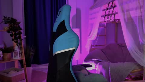 little girl who is always rightLisa online show from April 8, 2026, 1:16 am