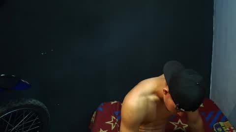 wesley_77 online show from March 29, 2026, 4:51 pm