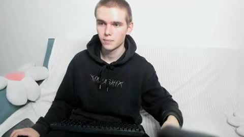 Snapshot of wesleyross chatting on December 25, 2024, 8:07 pm Wes online show from December 25, 2024, 8:07 pm