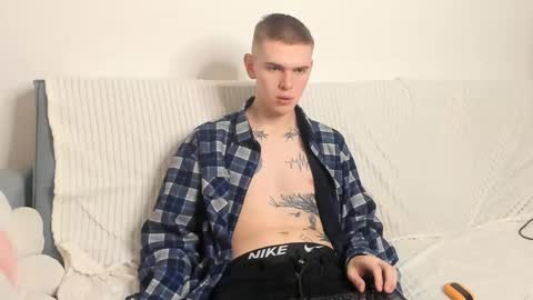 Snapshot of wesleyross chatting on December 28, 2024, 8:47 pm Wes online show from December 28, 2024, 8:47 pm