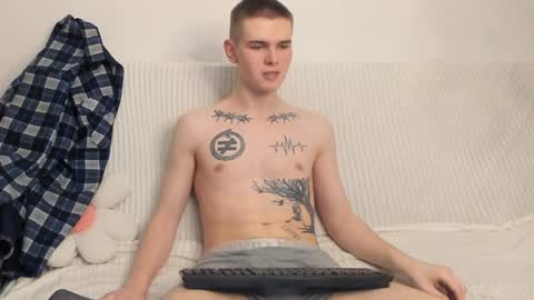 Snapshot of wesleyross chatting on January 3, 2025, 8:43 pm Wes online show from January 3, 2025, 8:43 pm