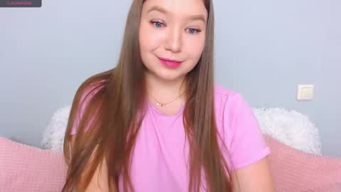 Snapshot of wet__molly chatting on February 27, 2025, 9:14 pm molly online show from February 27, 2025, 9:14 pm