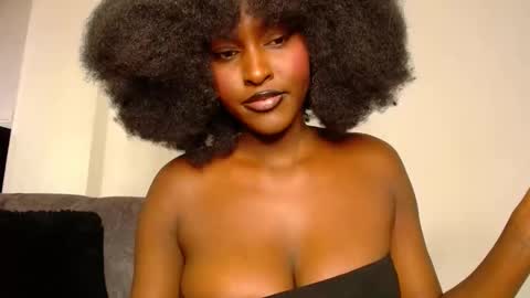 Macey online show from February 9, 2025, 12:41 pm