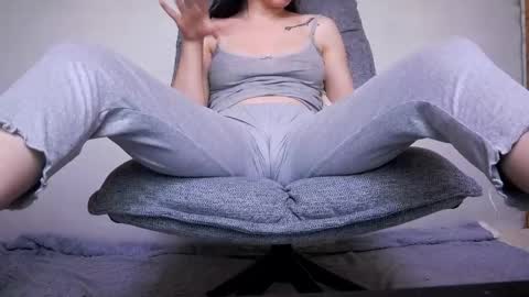 Snapshot of wetdream221 chatting on May 15, 2026, 9:44 pm Beatrice Moan from LovenseWet from Tip MenuOpen for Private online show from May 15, 2026, 9:44 pm