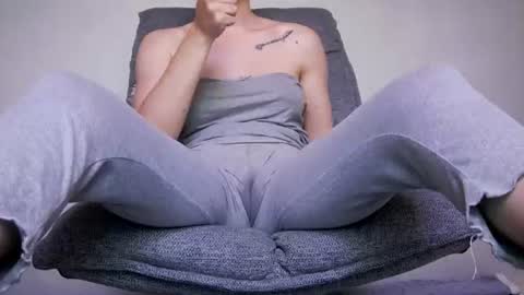 Snapshot of wetdream221 chatting on June 22, 2026, 9:34 pm Beatrice Moan from LovenseWet from Tip MenuOpen for Private online show from June 22, 2026, 9:34 pm