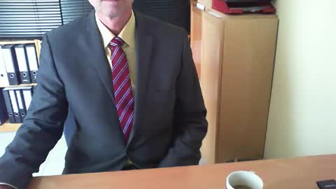 Franz online show from April 28, 2026, 12:43 pm