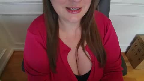Snapshot of wetwordsonly chatting on May 22, 2026, 4:12 pm WetWordsOnly online show from May 22, 2026, 4:12 pm