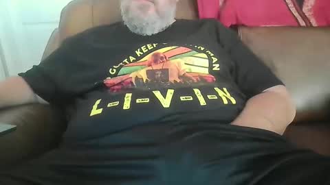 wguytonga online show from November 26, 2025, 6:42 pm