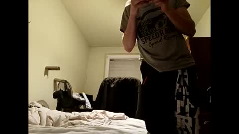 Snapshot of whatwouldyouliketosee chatting on December 12, 2024, 2:04 am stoffy online show from December 12, 2024, 2:04 am