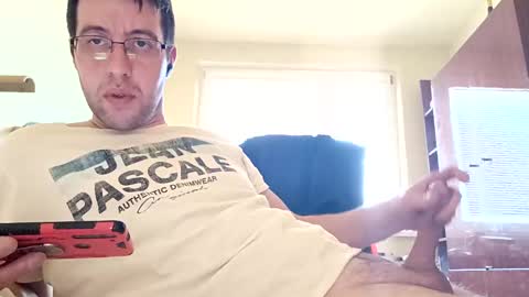 Snapshot of whatwouldyouliketosee chatting on December 27, 2024, 10:45 am stoffy online show from December 27, 2024, 10:45 am