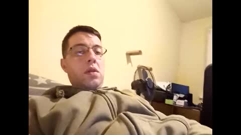 Snapshot of whatwouldyouliketosee chatting on January 17, 2025, 6:26 am stoffy online show from January 17, 2025, 6:26 am