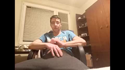 Snapshot of whatwouldyouliketosee chatting on February 1, 2025, 3:08 am stoffy online show from February 1, 2025, 3:08 am