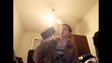 Snapshot of whatwouldyouliketosee chatting on February 14, 2025, 11:42 pm stoffy online show from February 14, 2025, 11:42 pm