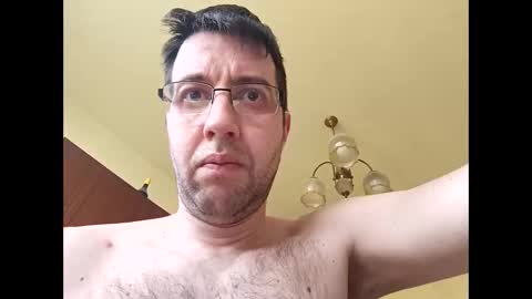 Snapshot of whatwouldyouliketosee chatting on February 19, 2025, 11:49 am stoffy online show from February 19, 2025, 11:49 am