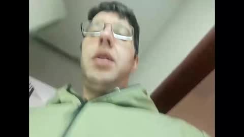 stoffy online show from March 31, 2026, 7:42 am