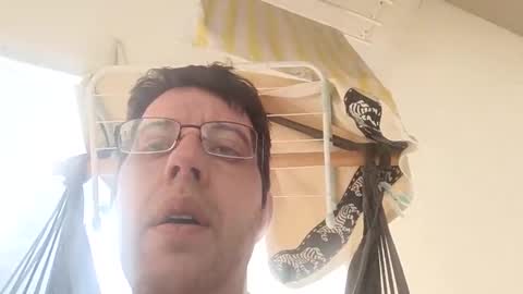 stoffy online show from April 1, 2026, 10:16 am