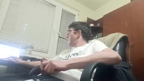 stoffy online show from April 7, 2026, 1:50 am