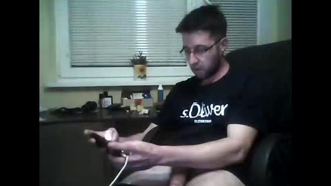 stoffy online show from April 17, 2026, 9:07 pm