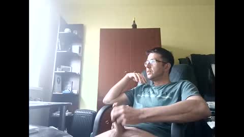 stoffy online show from April 22, 2026, 5:10 am