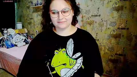 Snapshot of whisperinthedarkk chatting on September 10, 2025, 3:17 am whisperinthedarkk online show from September 10, 2025, 3:17 am