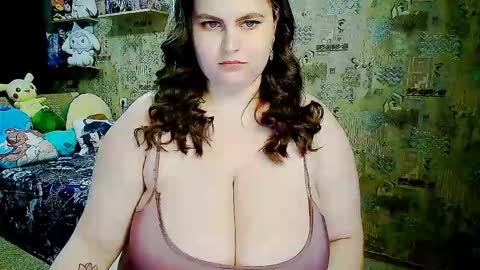 Snapshot of whisperinthedarkk chatting on November 25, 2025, 8:42 pm whisperinthedarkk online show from November 25, 2025, 8:42 pm