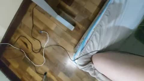 Snapshot of white_bunny69 chatting on December 19, 2024, 1:07 am White Bunny online show from December 19, 2024, 1:07 am