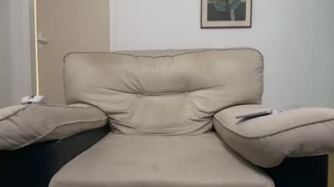 white_wizard_ online show from December 28, 2024, 8:58 pm