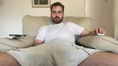 white_wizard_ online show from September 12, 2025, 10:04 am