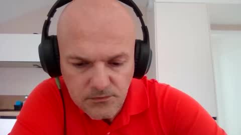 Snapshot of whiteeaglesrb chatting on May 6, 2026, 12:54 pm whiteeaglesrb online show from May 6, 2026, 12:54 pm
