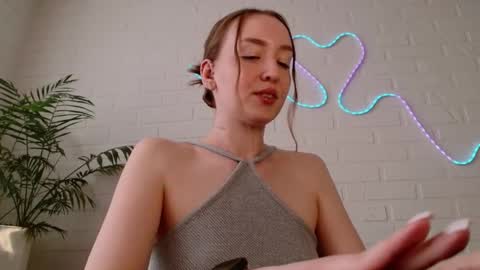 You wont find me here on Saturdays and Sundays  online show from April 9, 2026, 1:38 pm