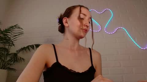Snapshot of whiteprincessluna chatting on May 18, 2026, 1:17 pm You wont find me here on Saturdays and Sundays online show from May 18, 2026, 1:17 pm