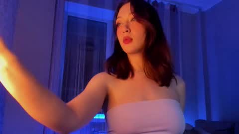 Snapshot of whiteveil chatting on November 20, 2025, 1:00 pm Sofia online show from November 20, 2025, 1:00 pm