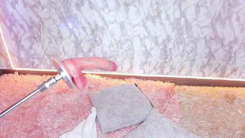 whitneyyfox online show from February 25, 2025, 1:41 am