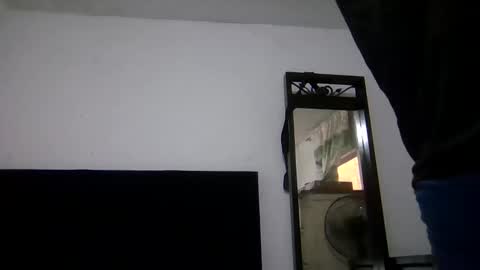 Snapshot of whitteraven chatting on February 22, 2026, 9:13 pm A little Whitte Raven online show from February 22, 2026, 9:13 pm