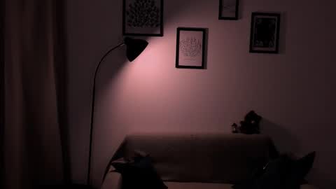 whoislulu online show from November 30, 2025, 6:45 pm