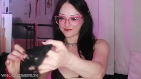 Snapshot of wholesomefilth chatting on June 24, 2026, 2:10 am Zoe Grace online show from June 24, 2026, 2:10 am