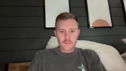 Snapshot of whoops1017 chatting on December 10, 2024, 2:17 pm whoops1017 online show from December 10, 2024, 2:17 pm