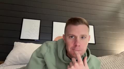 Snapshot of whoops1017 chatting on March 6, 2025, 4:28 pm whoops1017 online show from March 6, 2025, 4:28 pm