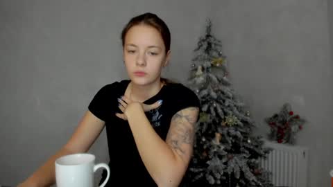 Snapshot of why_again_me chatting on January 10, 2025, 3:58 pm Veronica online show from January 10, 2025, 3:58 pm