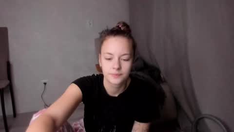 Snapshot of why_again_me chatting on February 22, 2025, 3:36 pm Veronica online show from February 22, 2025, 3:36 pm