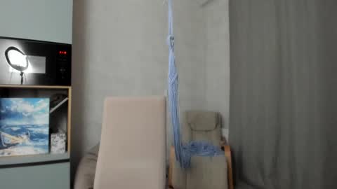 Snapshot of why_again_me chatting on October 12, 2025, 6:18 pm Veronica online show from October 12, 2025, 6:18 pm