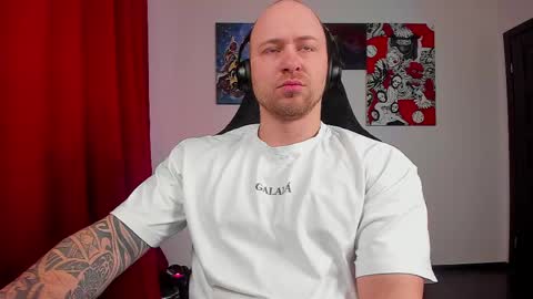 Snapshot of why_you_so_serious chatting on April 25, 2026, 3:20 pm VI online show from April 25, 2026, 3:20 pm