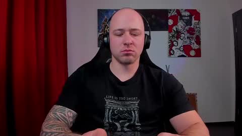 Snapshot of why_you_so_serious chatting on April 30, 2026, 5:08 pm VI online show from April 30, 2026, 5:08 pm