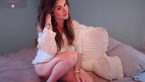 WickedWifeXO online show from May 21, 2026, 2:24 pm